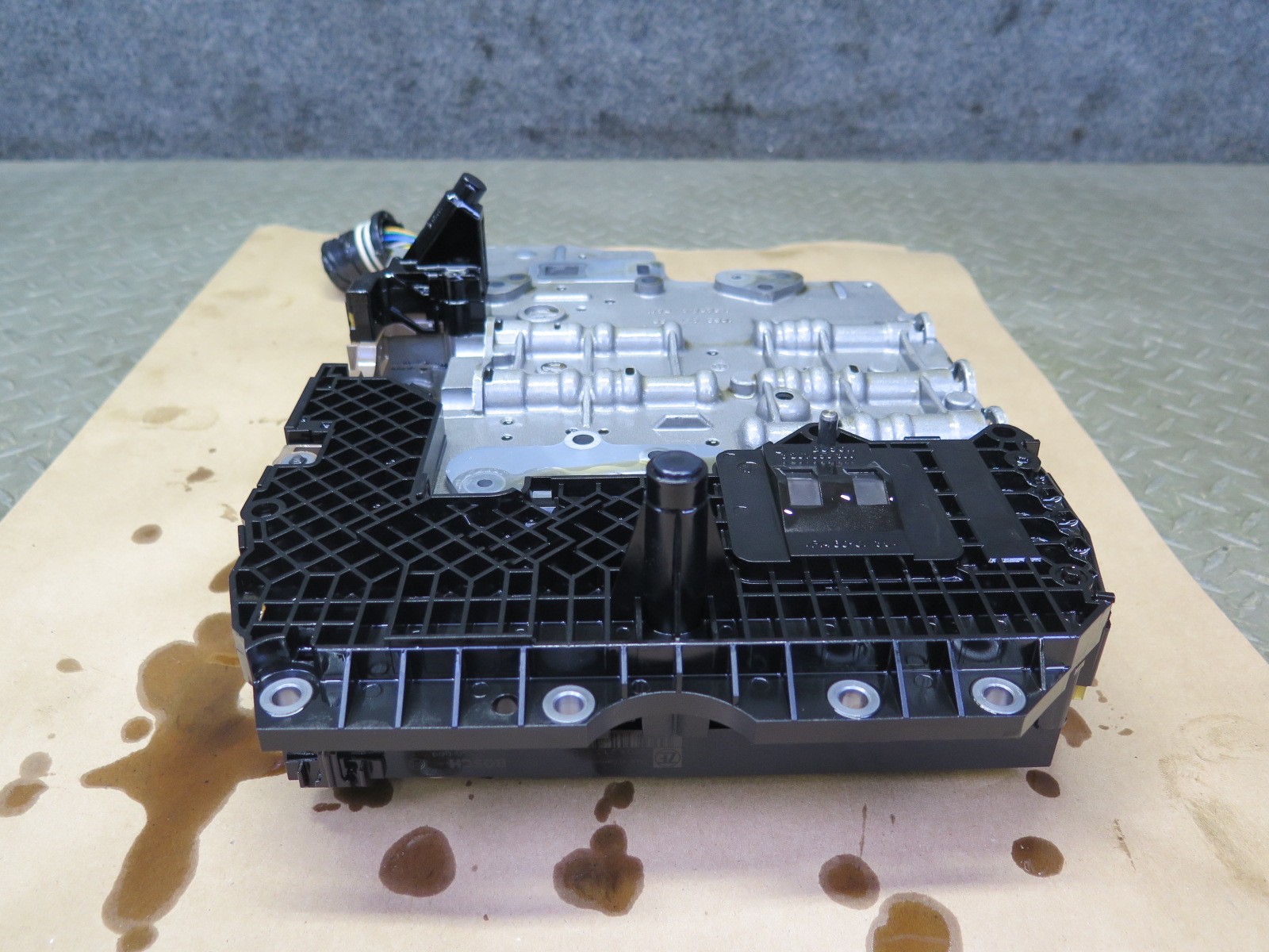 2006-2012 BENTLEY FLYING SPUR AUTOMATIC TRANSMISSION VALVE BODY MECHATRONIC