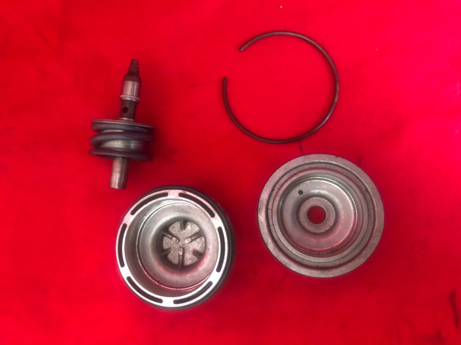 GM TH200 3 SPEED METRIC AUTOMATIC TRANSMISSIO INTERMEDIATE BAND GOVEROR ASSEMBLY