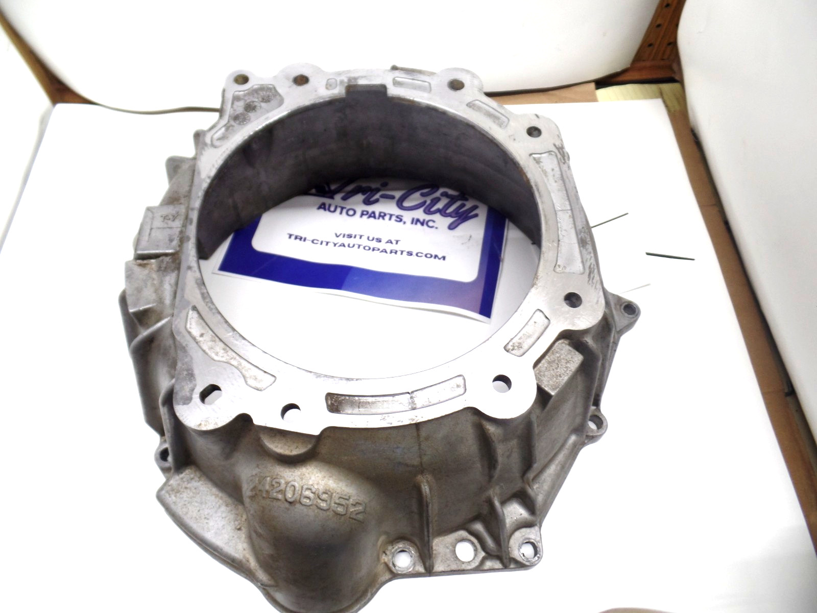 Used 4L60E/4L65E Top Bolt Hole Bell Housing Cast # 24206952 4.8L,5.3L,6.0L,