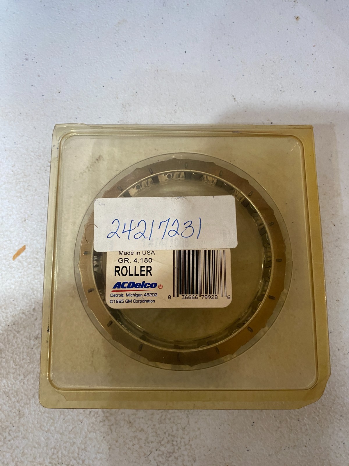 (1) OEM GM NOS 1999-2013 Chevrolet Silverado Transmission Rear Ring Gear Roller