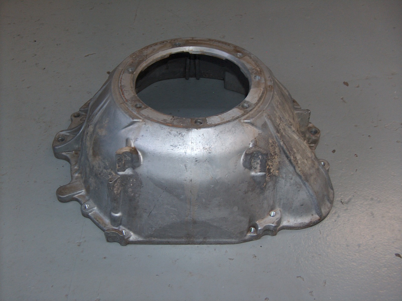 1975-79 Ford Mustang II Automatic Transmission Bell Housing C4 D5ZP-7976-AA 5.0L