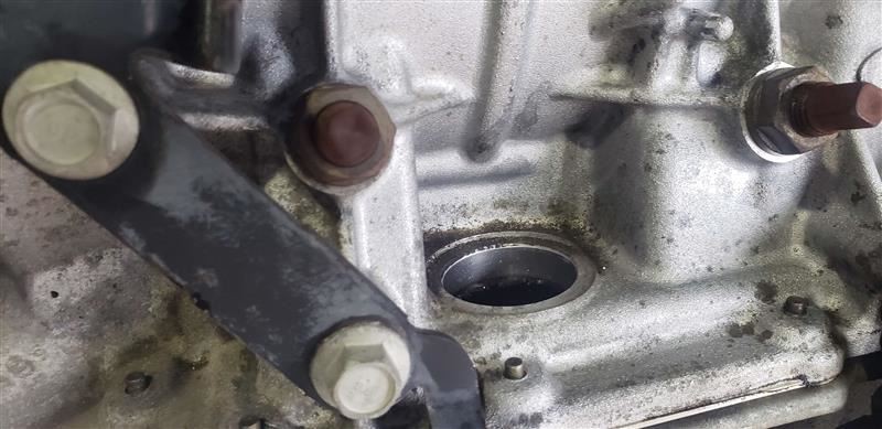 2003 Ford Thunderbird OEM Automatic Transmission 8 Cylinder 5 Speed