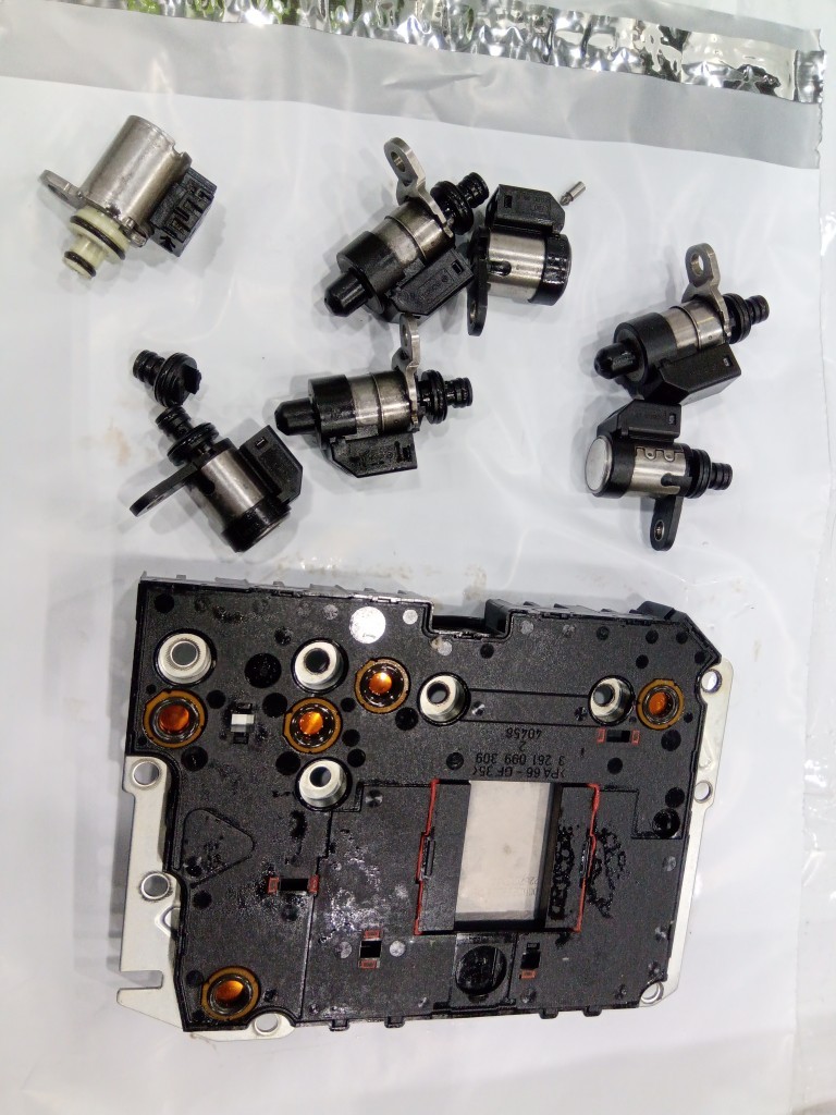 RE5R05A Valve Body For HYUNDAI INFINITI FX35 G35 G37 M35 M45 Q45 QX56