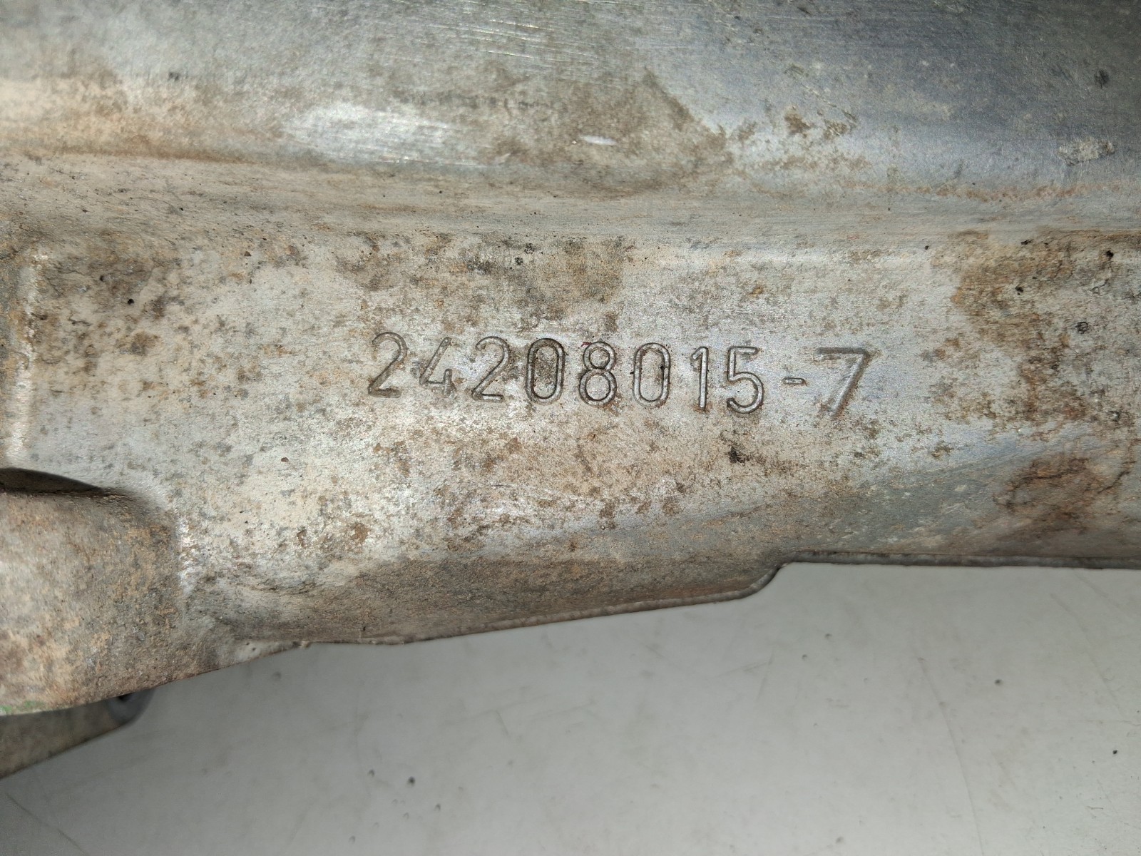 4L60E 4L65E 4L70E TRANSMISSION EXTENSION TAIL HOUSING 6 BOLT GM 24208015 1997-UP