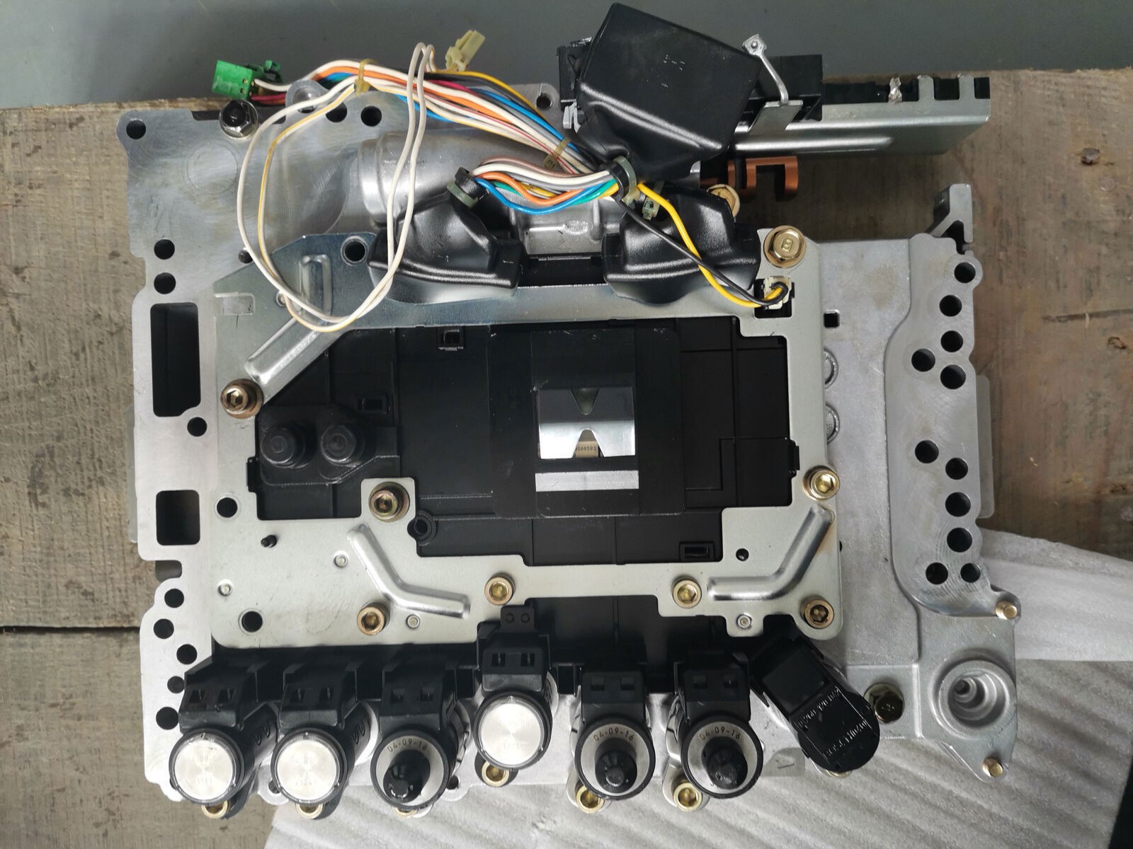 Transmission Valve Body Solenoid TCM RE5R05A For Nissan Xterra /Titan 0260550002