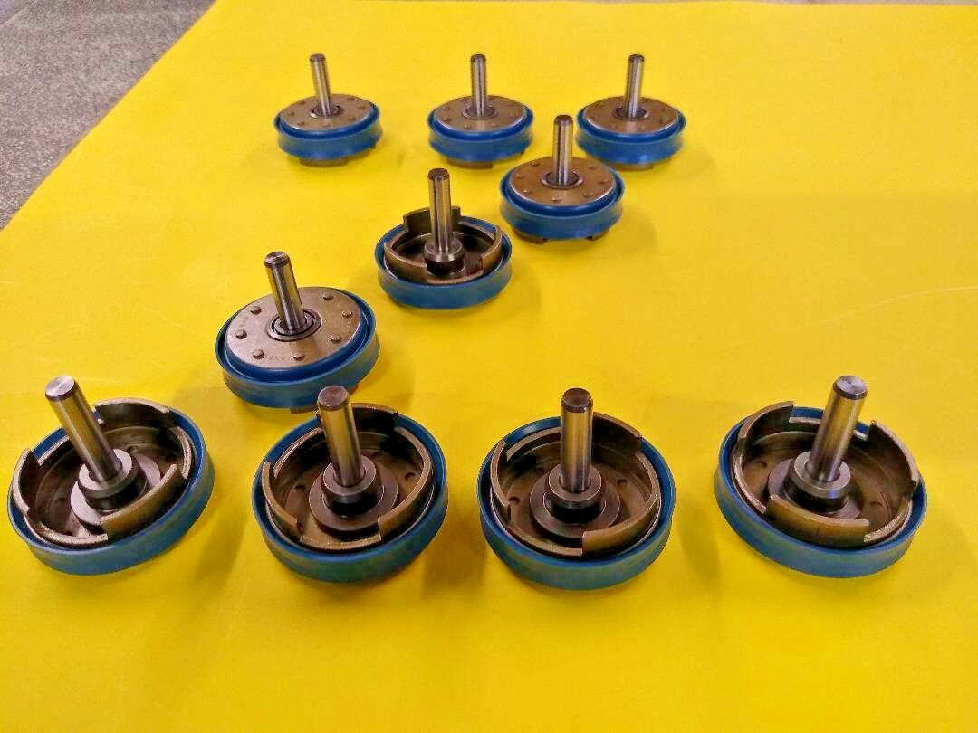 . 4l60e 1-2 accumulator piston Hi Performance BLUE w/ Pin SMALL HOLE 74927A