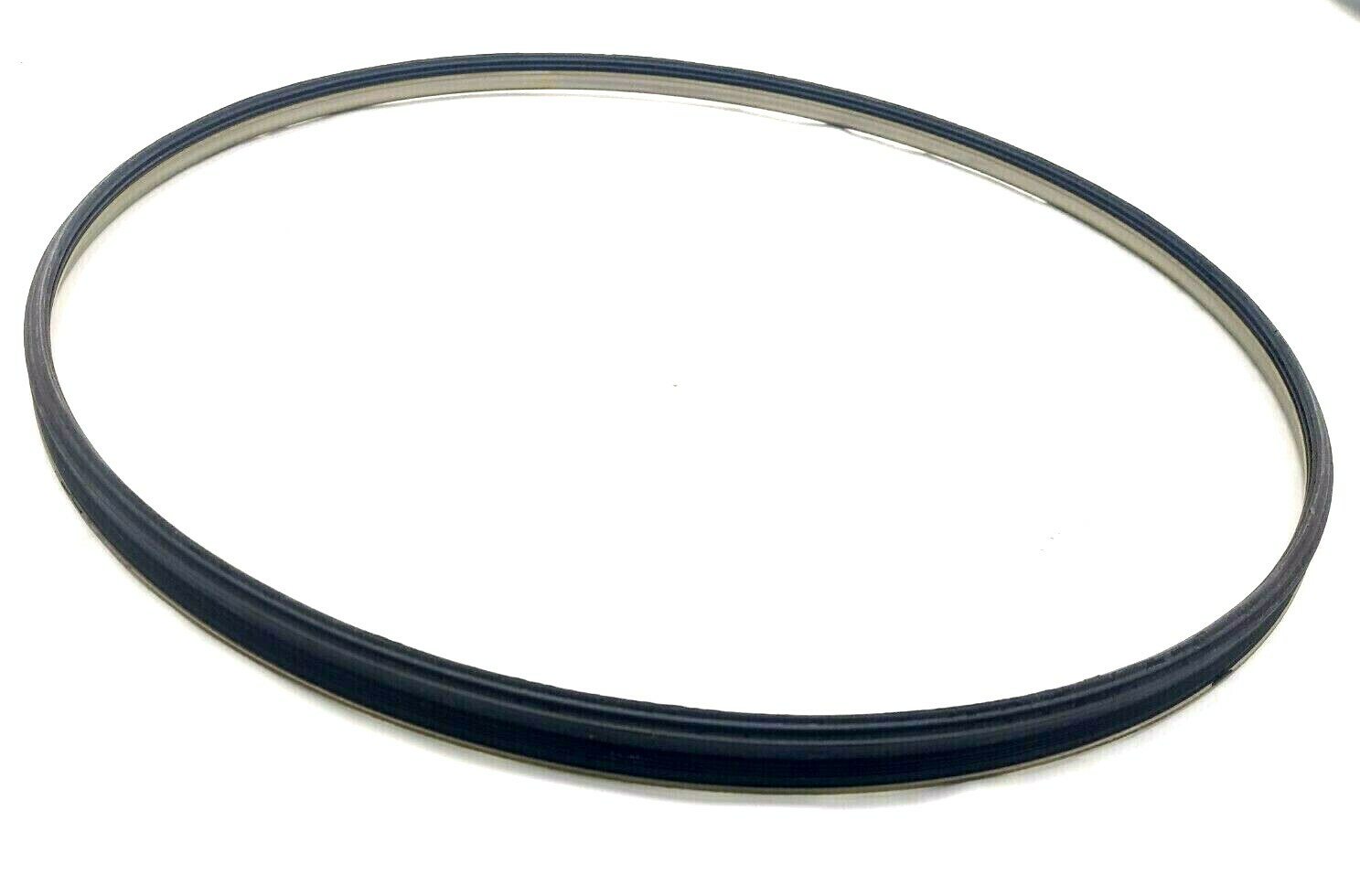 .For GM 4l60/E/70 O-Ring Front Pump NEWER STYLE MOLDED wedge SEAL 2004+