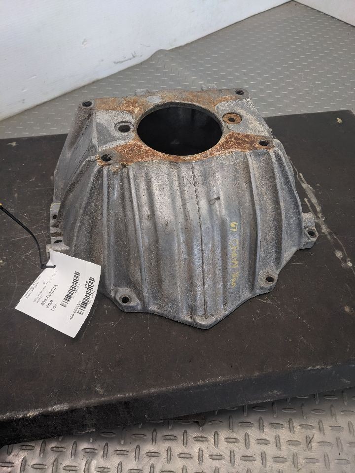 VTG Used OEM GM Aluminum Bellhousing, # 3858403, 65-72 Corvette Chevelle 1182912