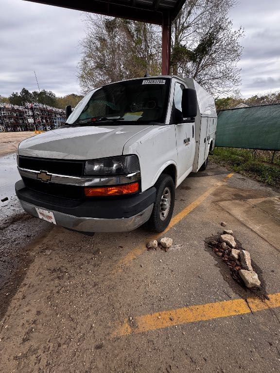 2016 Chevrolet Express 3500 OEM Automatic Transmission SRW RWD 6.0L 6 Speed