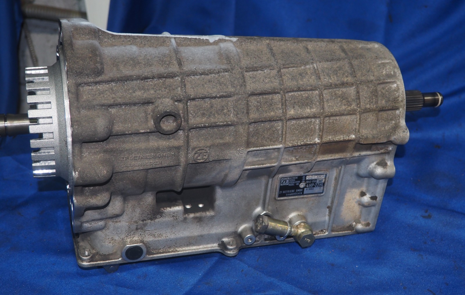 1991-1994 Posche 964 911 C2 Tiptronic Transmission Case Housing W/Gears OEM Good