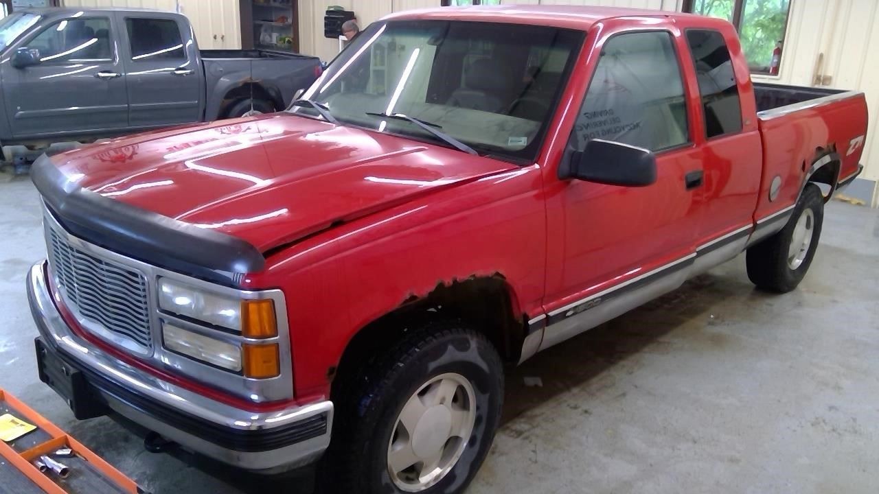 Chevrolet C/K 1500 1998 Automatic Transmission 4WD 223K mi. 24216081 0670