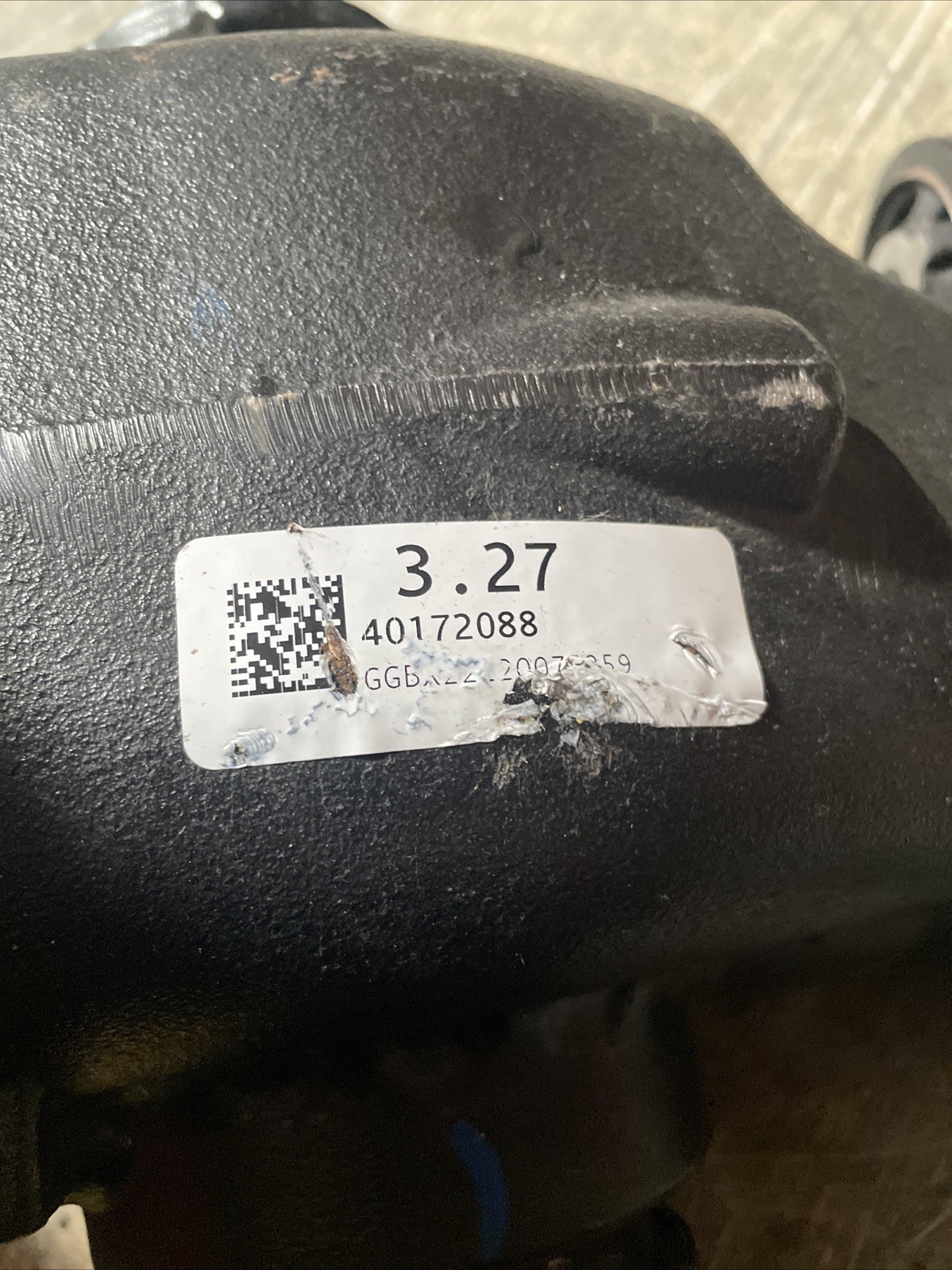 GM 84110753 Differential Carrier Assembly 3.27 Ratio
