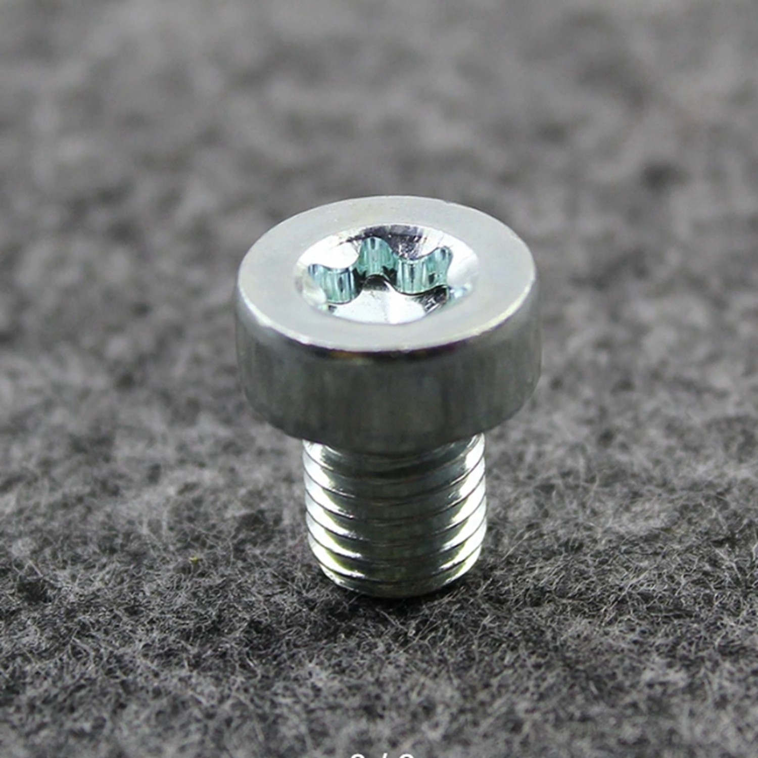 Auto Transmission Drain Screw for Volvo S60 S80 V60 XC60 XC70 2005-22 30713219