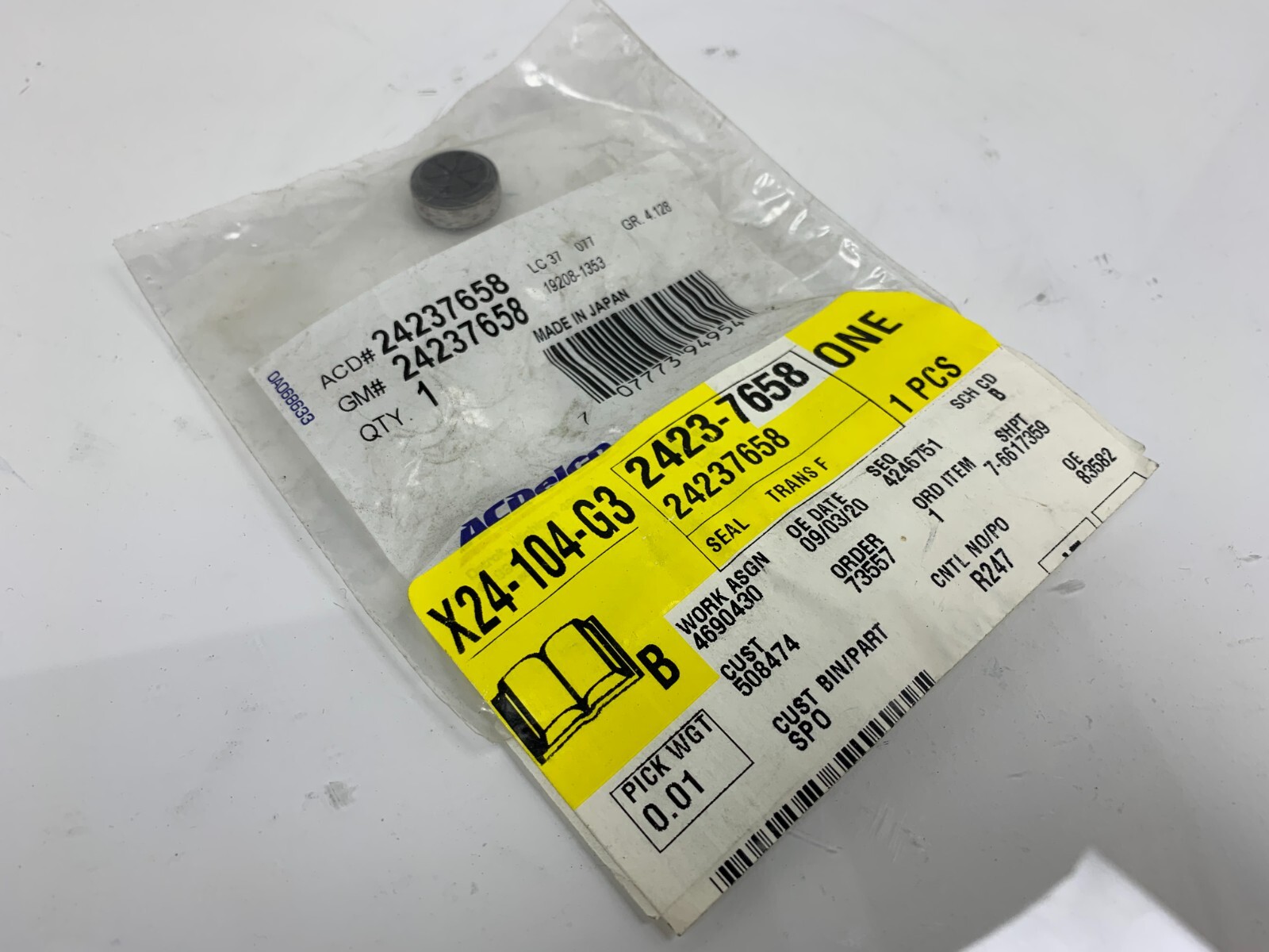 Genuine GM 24237658 Automatic Transmission Fluid Cooler Pipe Fitting Seal