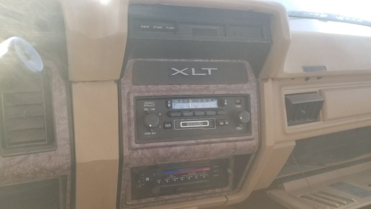Automatic Transmission C6 3 SPEED 5.8L 2WD 4X2 1985 FORD F150 XLT LARIAT