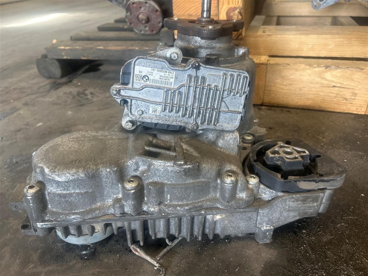 Transfer Case Fits 17-21 BMW 230i 2241985