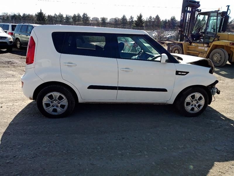 FWD Automatic Transmission from 2012 Kia Soul 1.6L 7748178