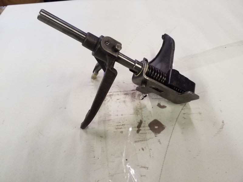 Electric Shift Transfer Case Shifter Forks | Fits 2003-2010 Ford F250 F350