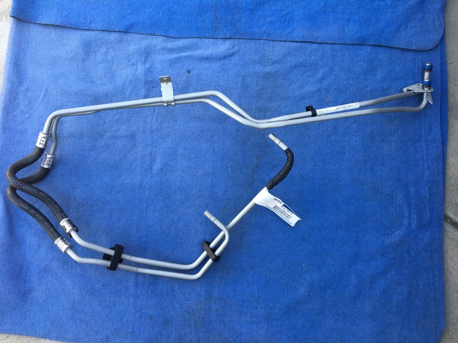 OEM NEW FORD 2017 FORD SUPER DUTY TRANS. OIL COOLER TUBE ASSY. HC3Z 7R081 B