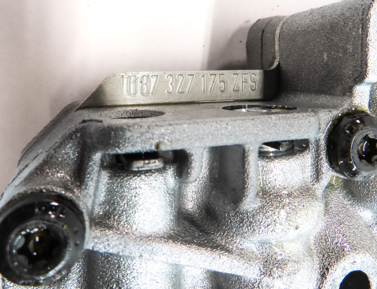 14-16 BMW 2 3 4 5 (F22 F30 F32 F10) 2.0L RWD 8HP-45 AUTO TRANSMISSION VALVE BODY