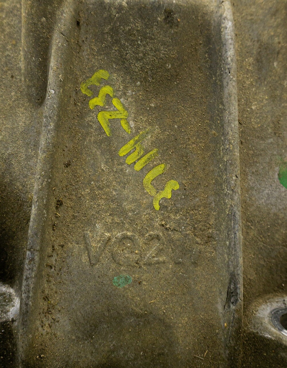 2003-2006 Nissan 350Z Coupe G35 Automatic Transmission Bellhousing OEM 331