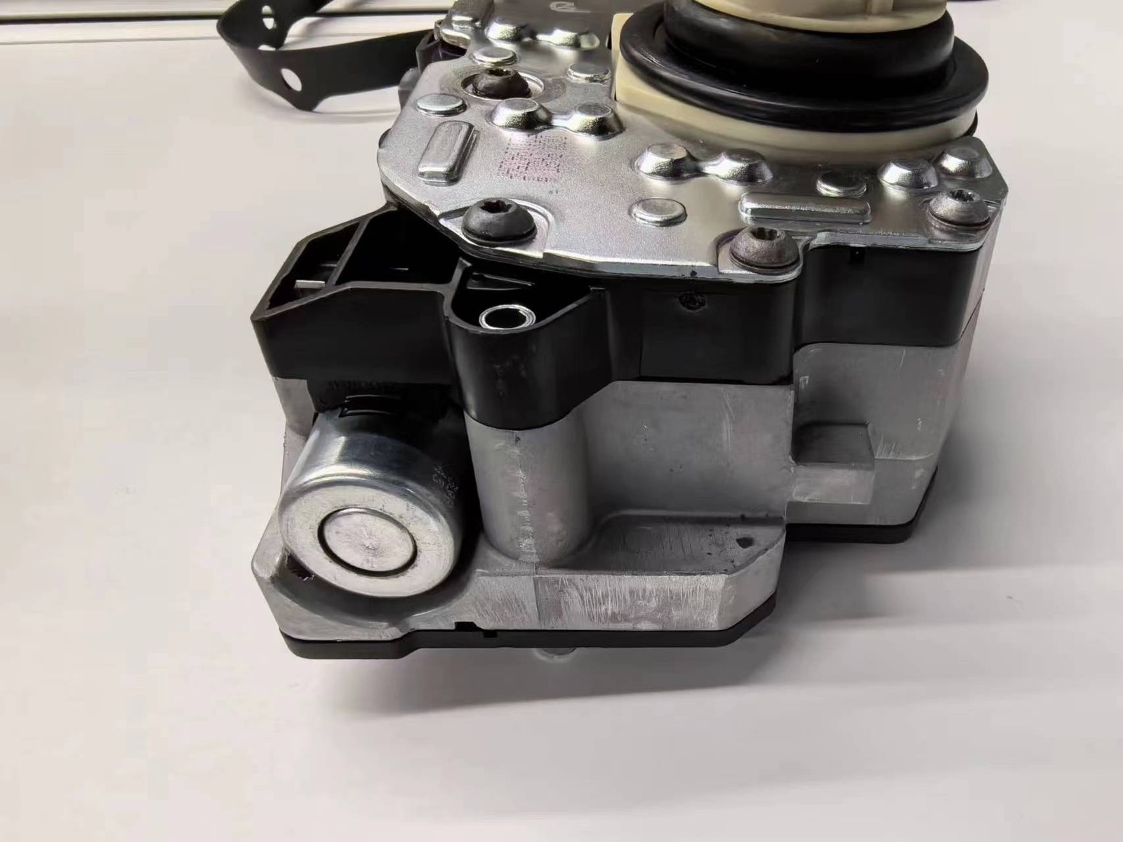 Transmission Shift Solenoid Kit For 2004-2018 Dodge Durango V8 68002342 3.7L