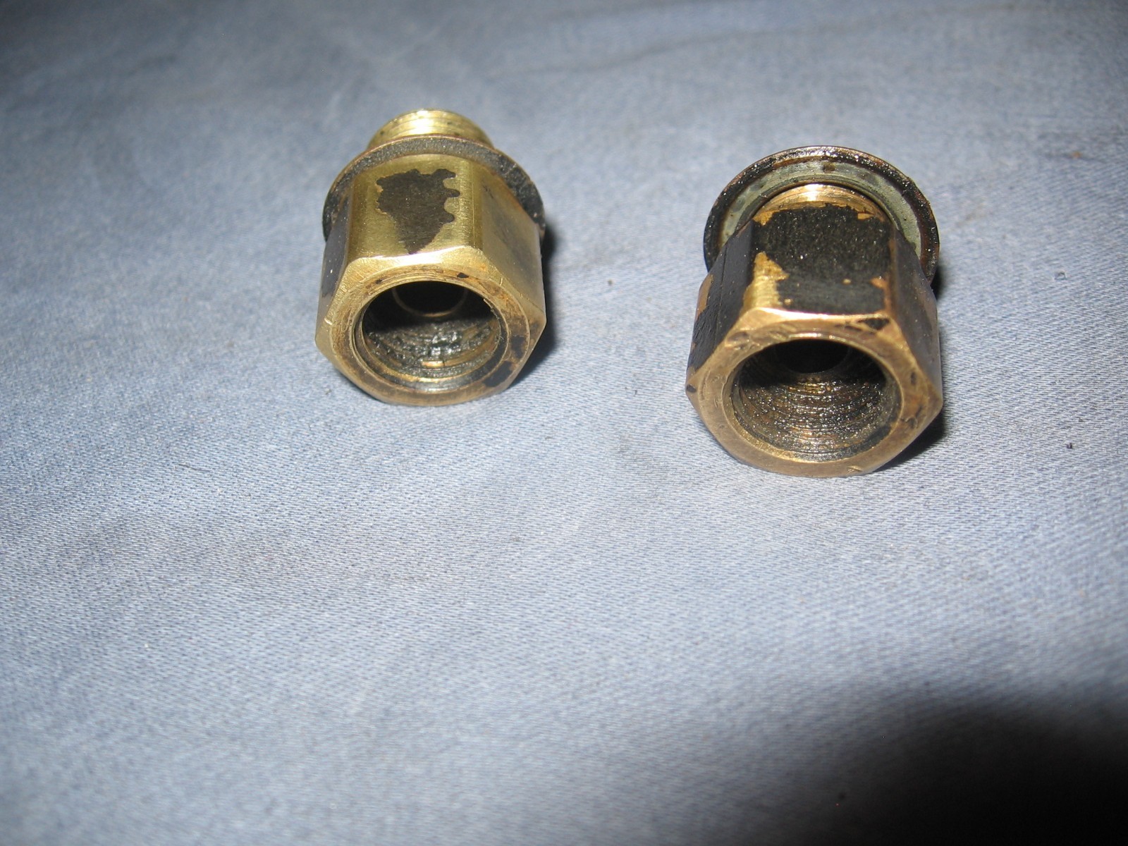 OEM GM TURBO 350 TURBO 400 TH350 TH400 TRANSMISSION BRASS COOLING LINE FITTINGS