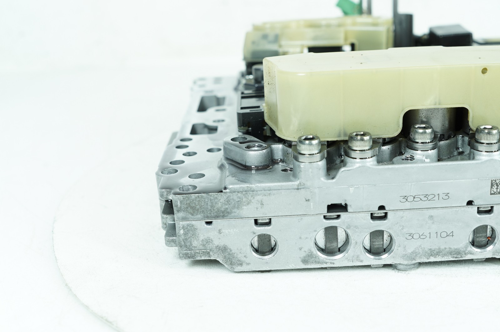 14-19 Infiniti Q50 Q60 OEM 3.0L AWD A/T Valve Body & Solenoid TCM ETC94-110N