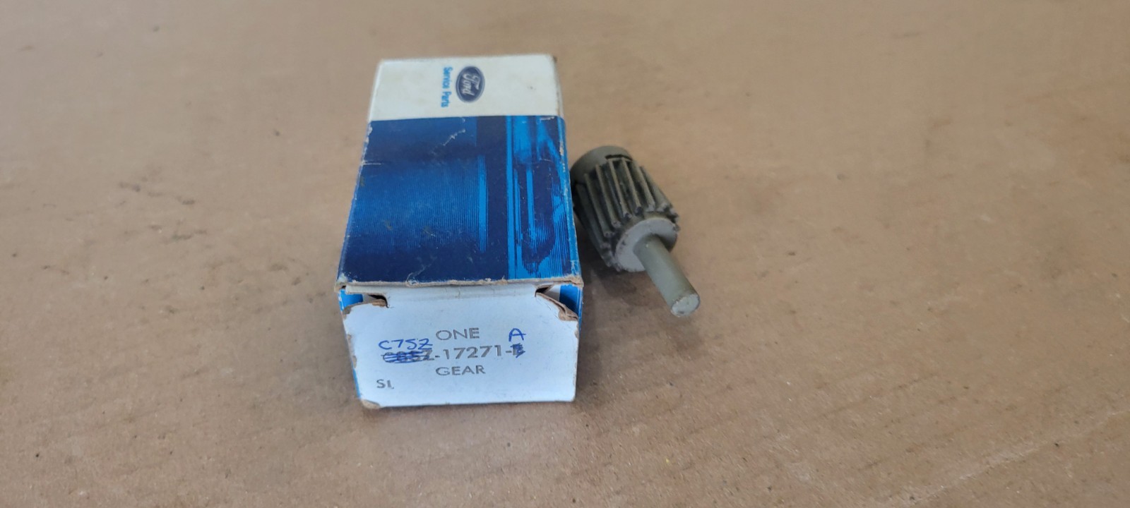 NOS Speedometer Gear C7SZ-17271-A Ford Mustang Thunderbird Mercury Cougar FOMOCO