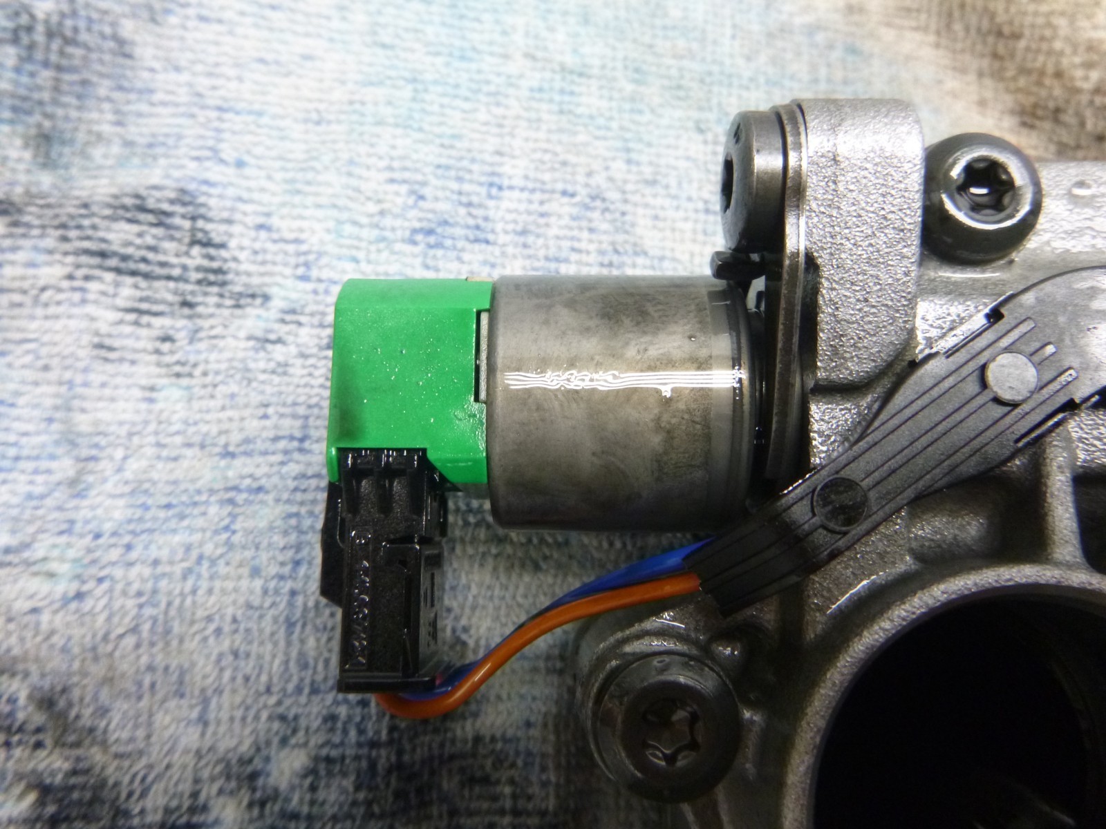 2015 RAM 1500 CLASSIC AUTOMATIC TRANSMISSION VALVE BODY 3.0L DIESEL OEM