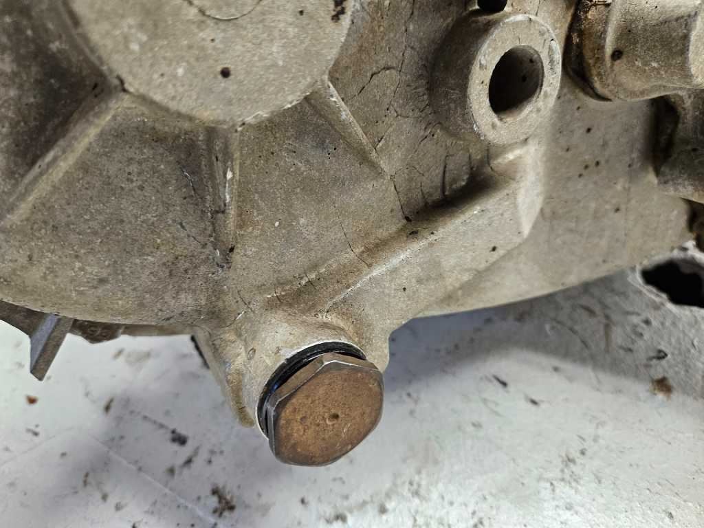 1995-2000 Chevy GMC 2500 NP241C Transfer Case Assembly 4L80E OEM 2957