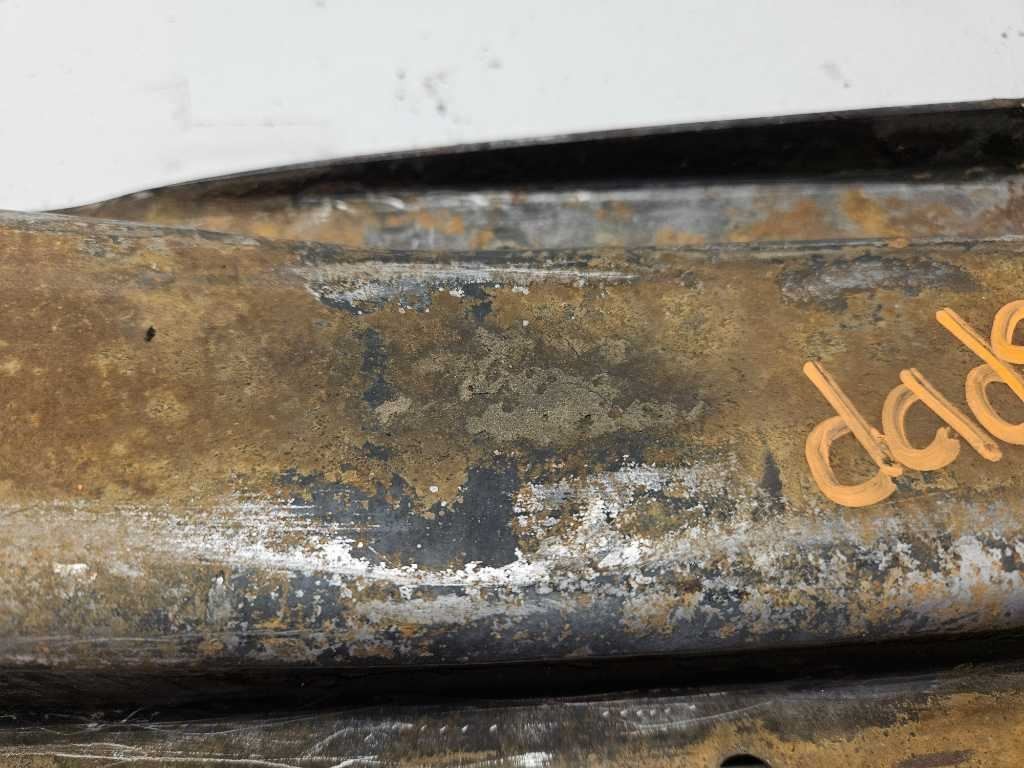 1988-2000 Chevy GMC K1500 Transmission Crossmember 4×4 Mount OEM 2957