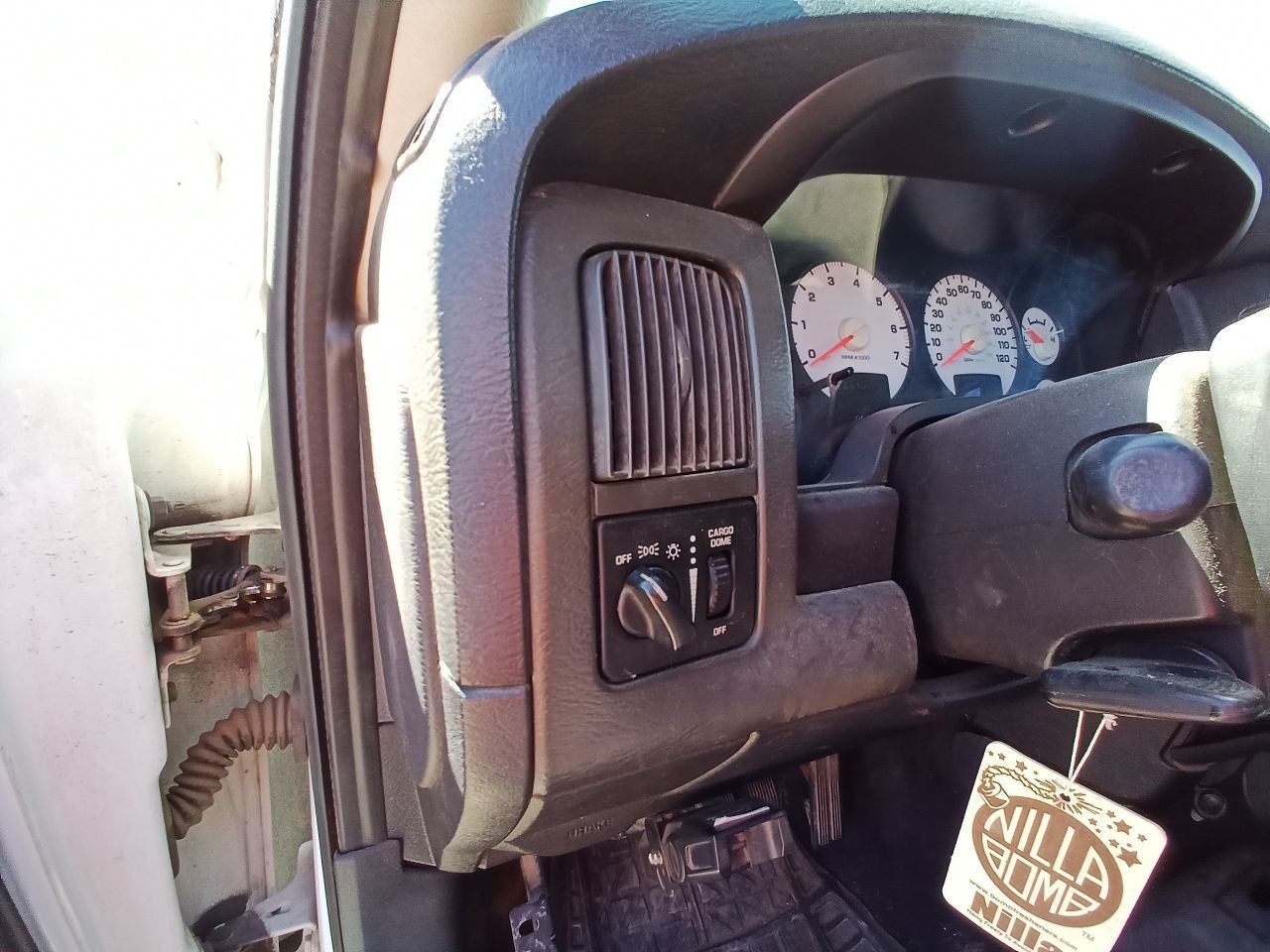 45RFE Automatic Transmission from 2004 Dodge RAM 2500 5.7L 4×4 12207155