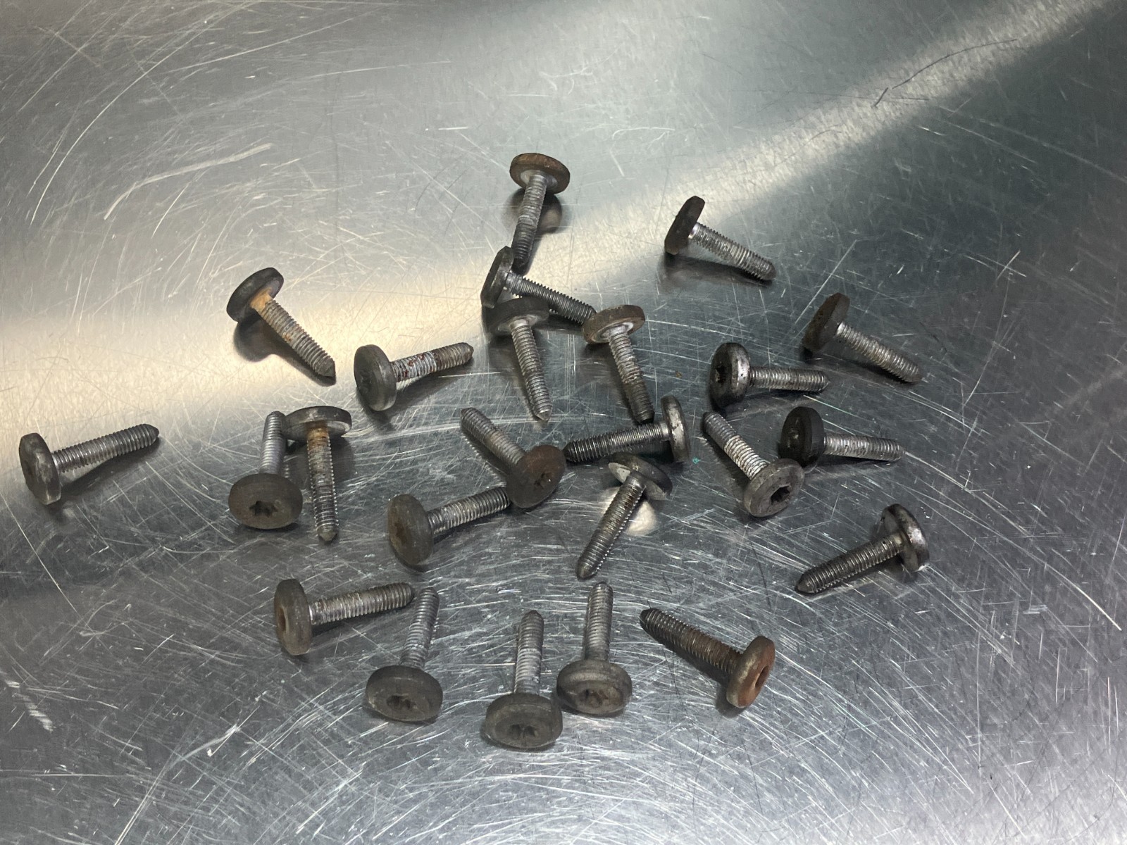 07-2013 bmw 328i 335i e90 e92 e93 automatic transmission oil pan bolt set of 21