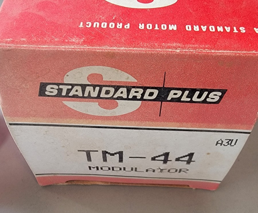 Standard Ignition Automatic Transmission Vacuum Modulator TM-44