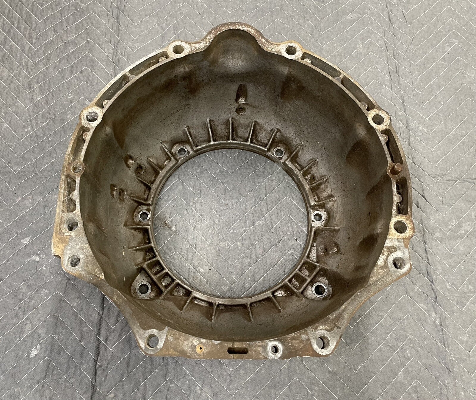 OEM TOYOTA LAND CRUISER SEQUOIA TUNDRA 2UZFE A343F 4.7 V8 TRANSMISSION HOUSING