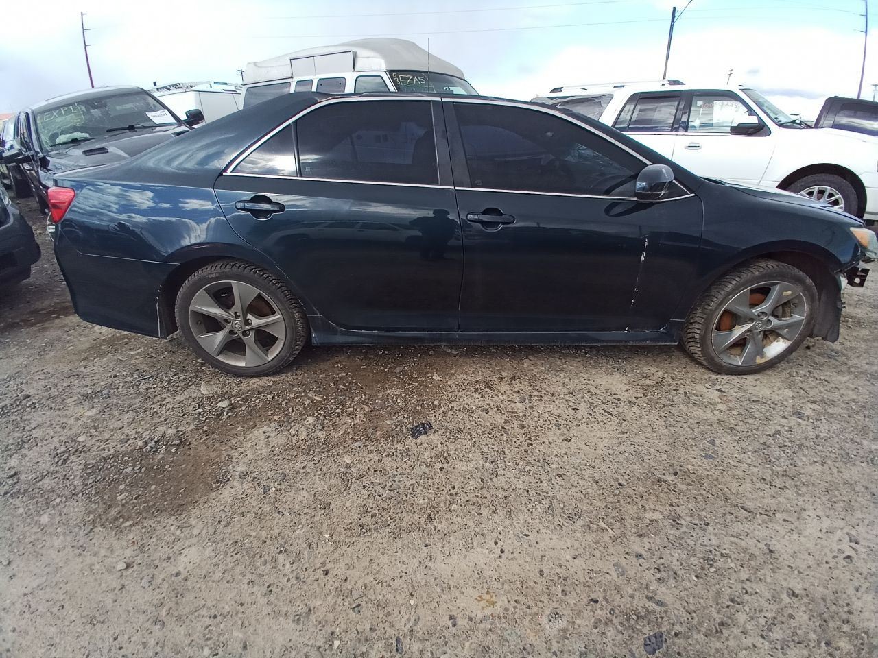 FWD Automatic Transmission from 2014 Toyota Camry 2.5L 11941418