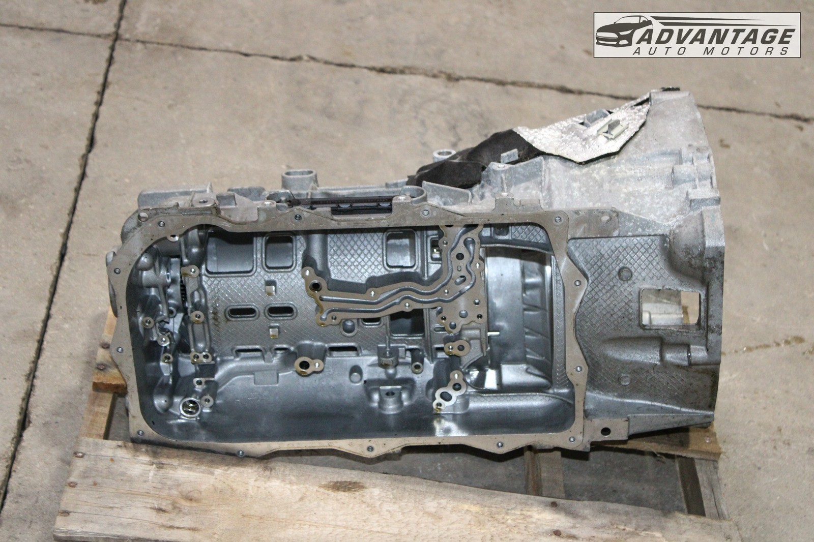 2018-2020 BMW 430I F32 LCI RWD GA8HP50Z AUTOMATIC TRANSMISSION HOUSING 64K OEM