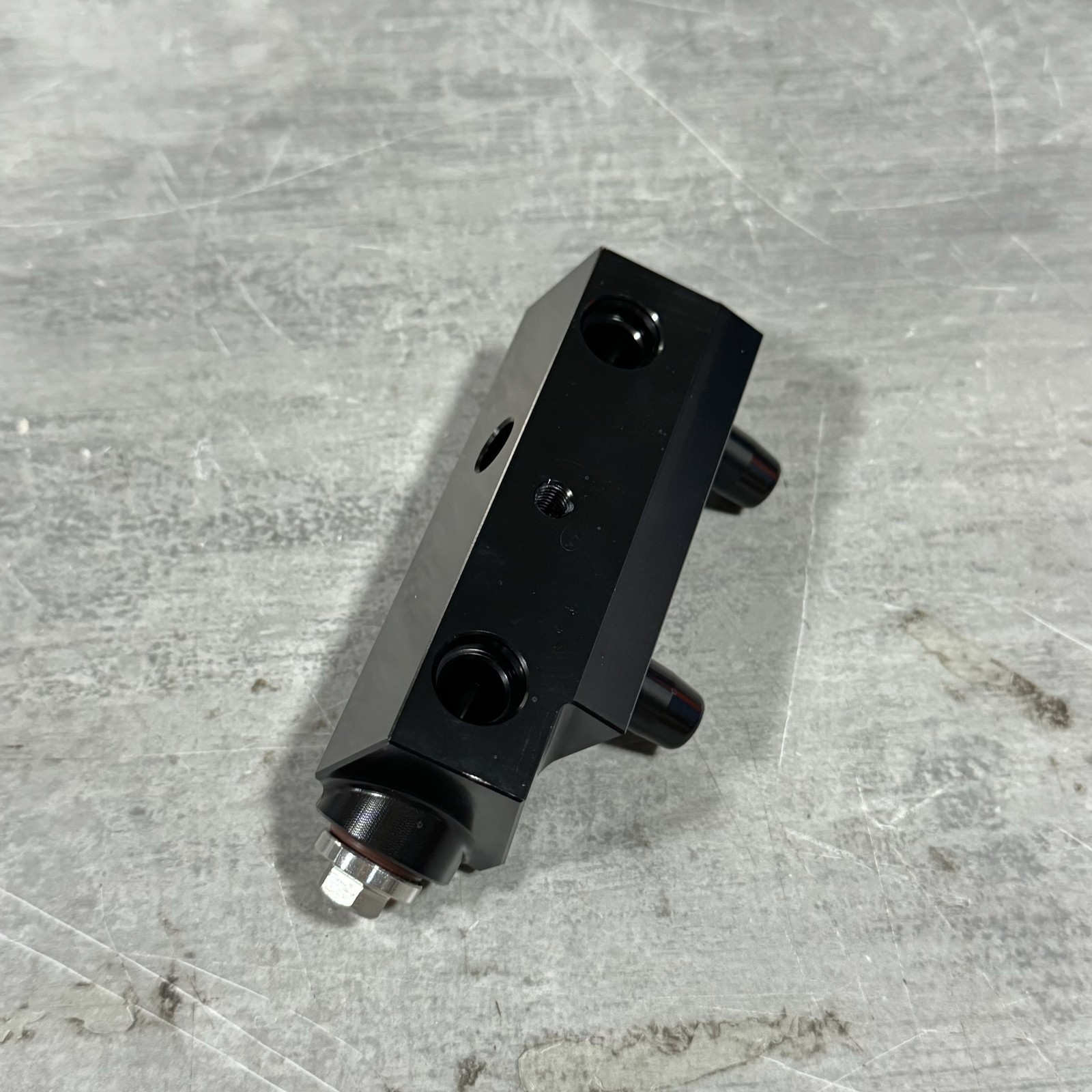 6L80 Transmission Fluid Thermal Bypass Valve for 2014-2018 GM Chevrolet GMC