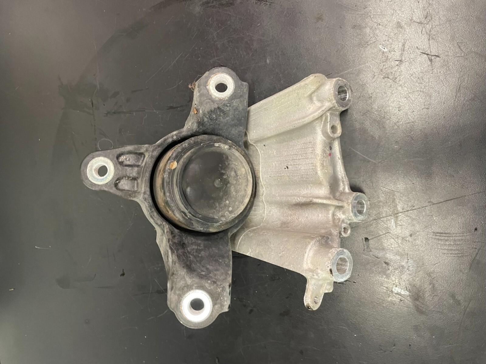 09-14 Acura TSX Honda Accord 2.4L AT Left Driver Upper Transmission Mount