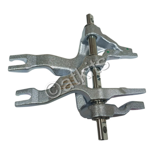 SHIFT FORK FOR HYUNDAI D7UF1. OEM# 41413-2D000