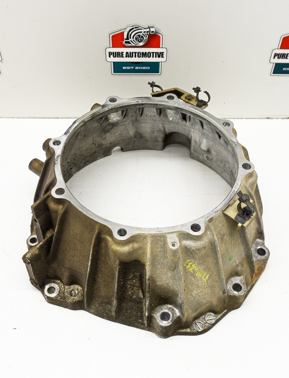 2003-2006 Nissan 350Z Coupe G35 Automatic Transmission Bellhousing OEM 331