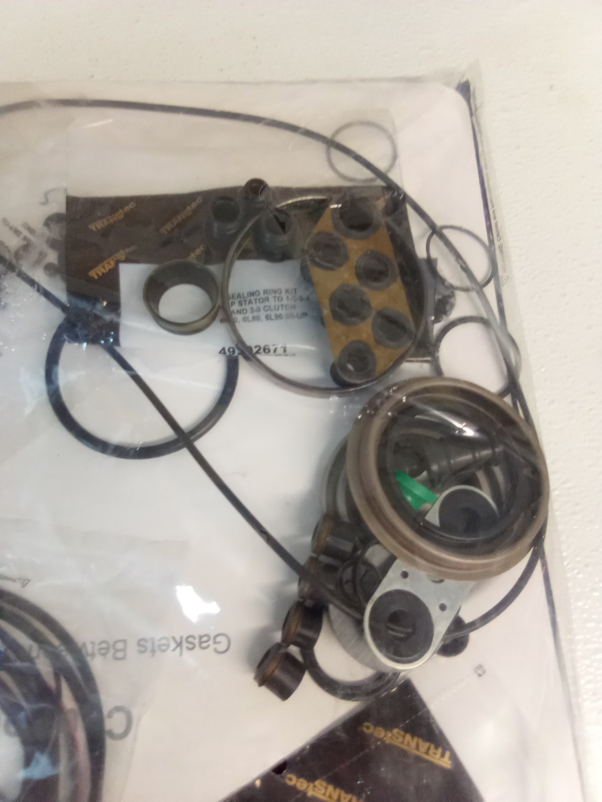 Transtar Automatic Transmission Gasket &Seal Kit 104002B