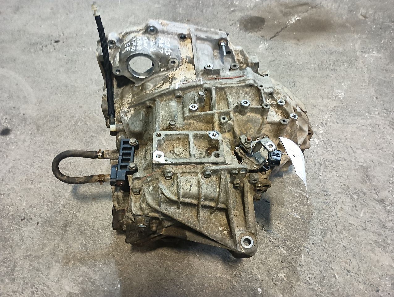 FWD Automatic Transmission from 2014 Toyota Camry 2.5L 11941418