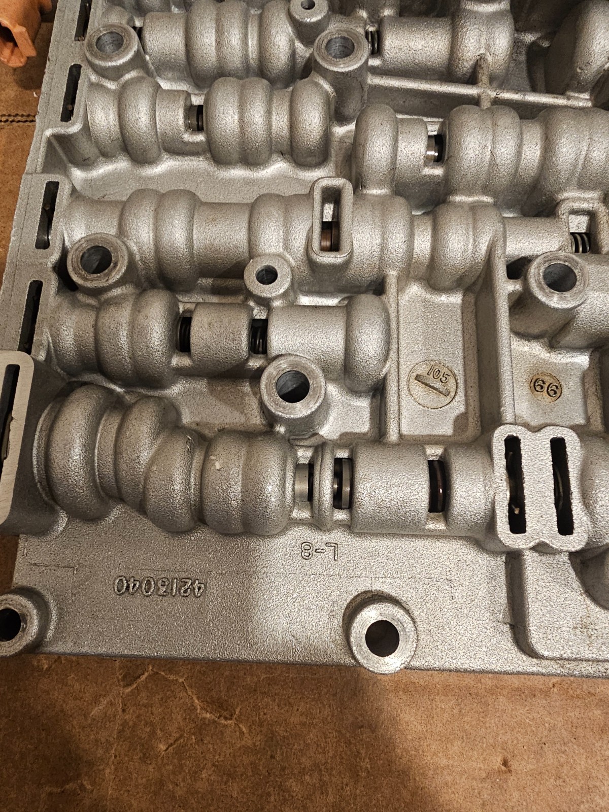 GM 4L60E 4L65E 4L70E Valve Body and solenoids 20032008 OEM G2U