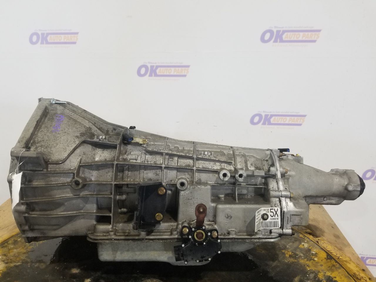 Automatic Transmission 4R100 4X2 5.4L SUPERCHARGED 2003 FORD F150 HARLEY 105K