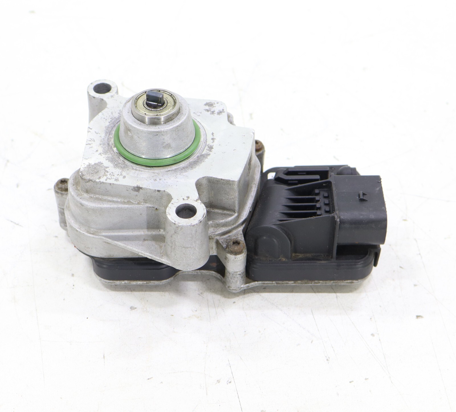 Maserati Levante 2017+ OEM Transfer Case Control Unit
