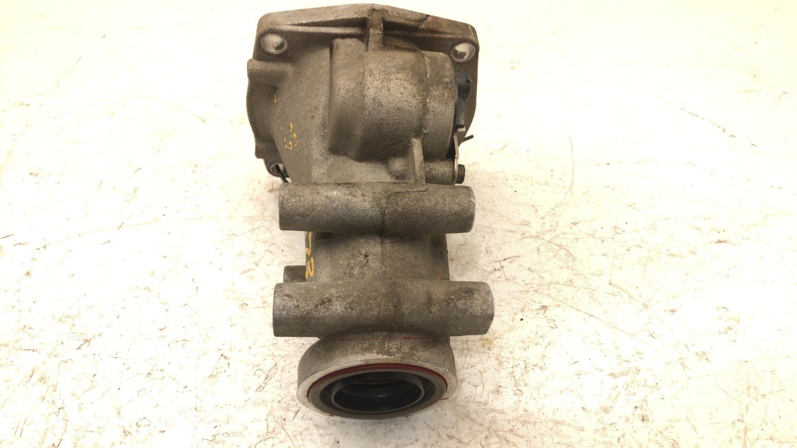 1995 Chevy Camaro 700R4 4L60e Tail Extension Housing Oem 8673553