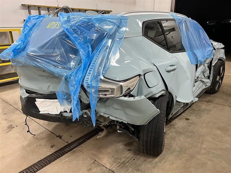 8 Speed Automatic Transmission 360031165 For 19-20 XC40 AWD 2772871