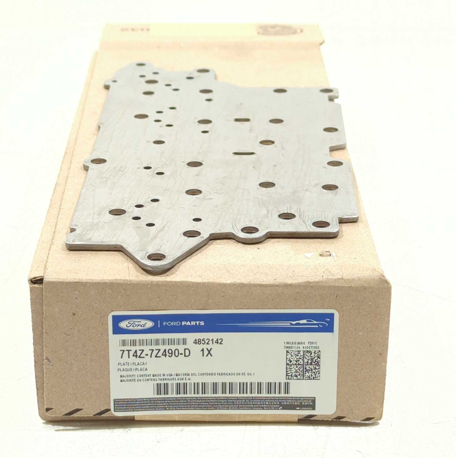 New OEM Ford A/T Valve Body Gasket 6 Speed 2007-2019 MKZ MKS MKT 7T4Z-7Z490-D